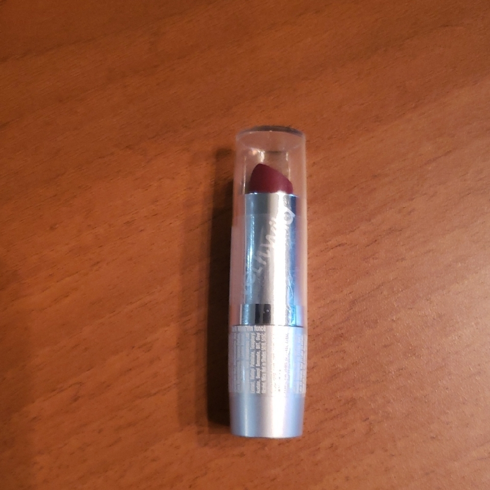 Wet and Wild Silk Finish lipstick 522A Dark Wine-new.